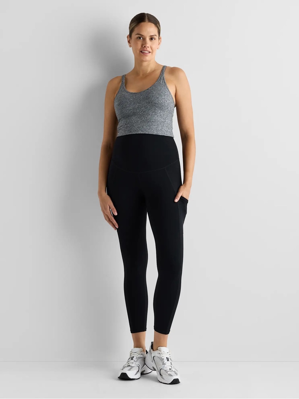 NWT Quince MATERNITY Ultra-Form Maternity Pocket Leggings - size S